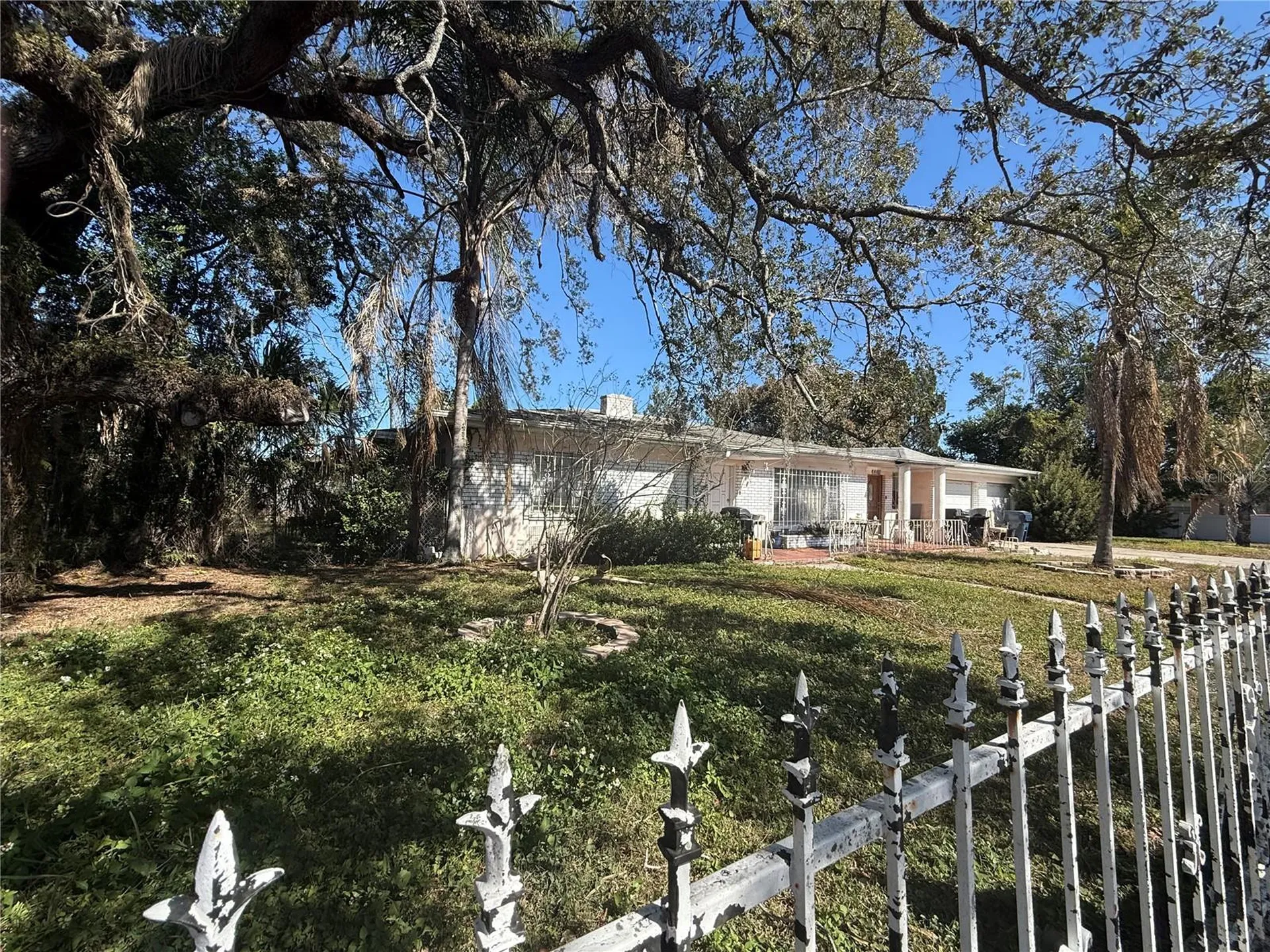 3206 E Giddens Avenue Tampa FL 33610