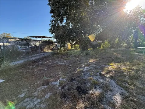 3206 E Giddens Avenue Tampa FL 33610