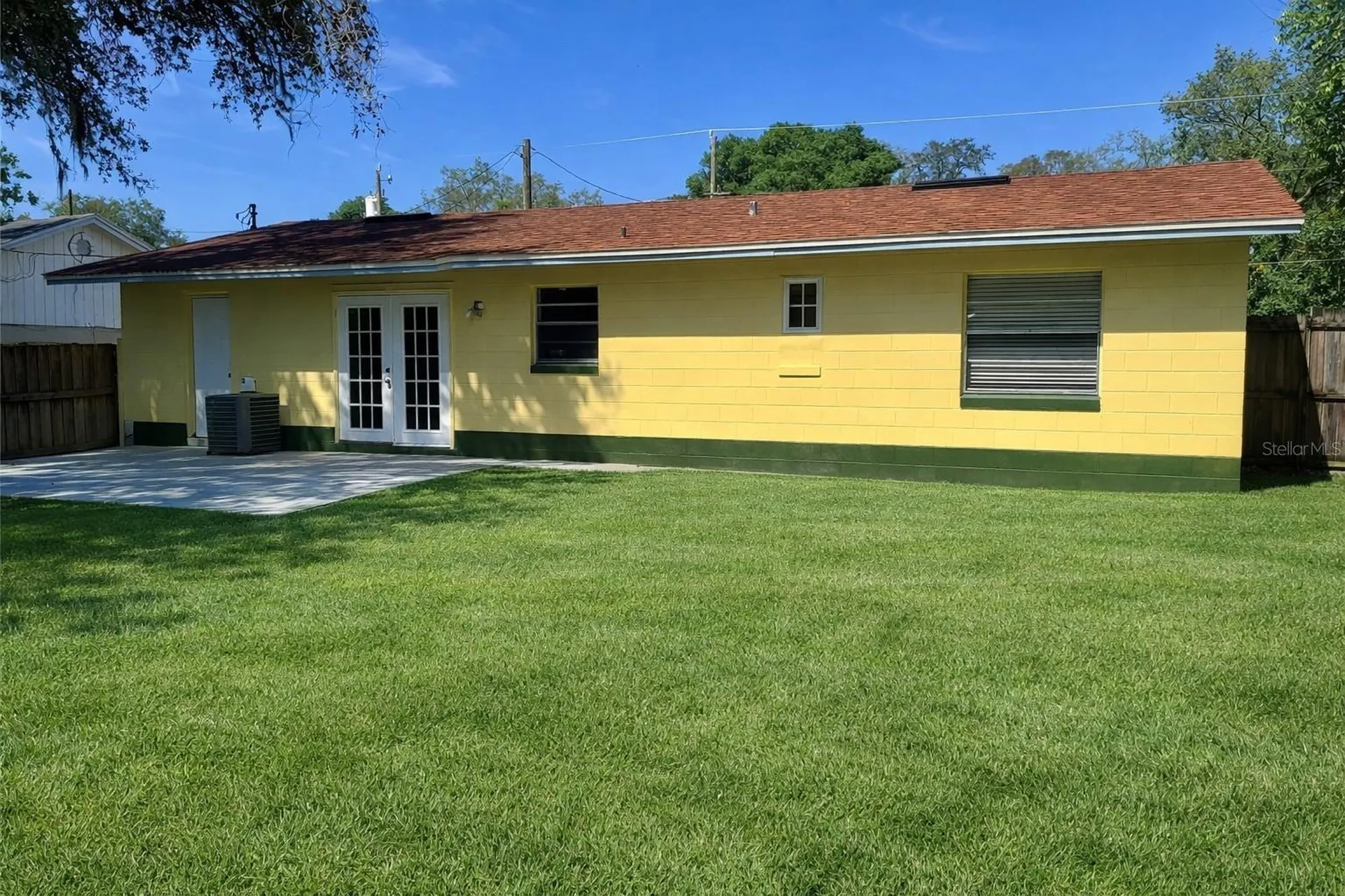 235 Crabtree Avenue Orlando FL 32835