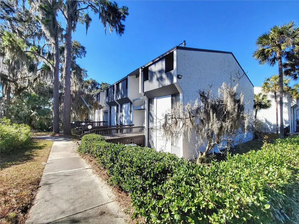 2830 SW 14th Drive Gainesville FL 32608