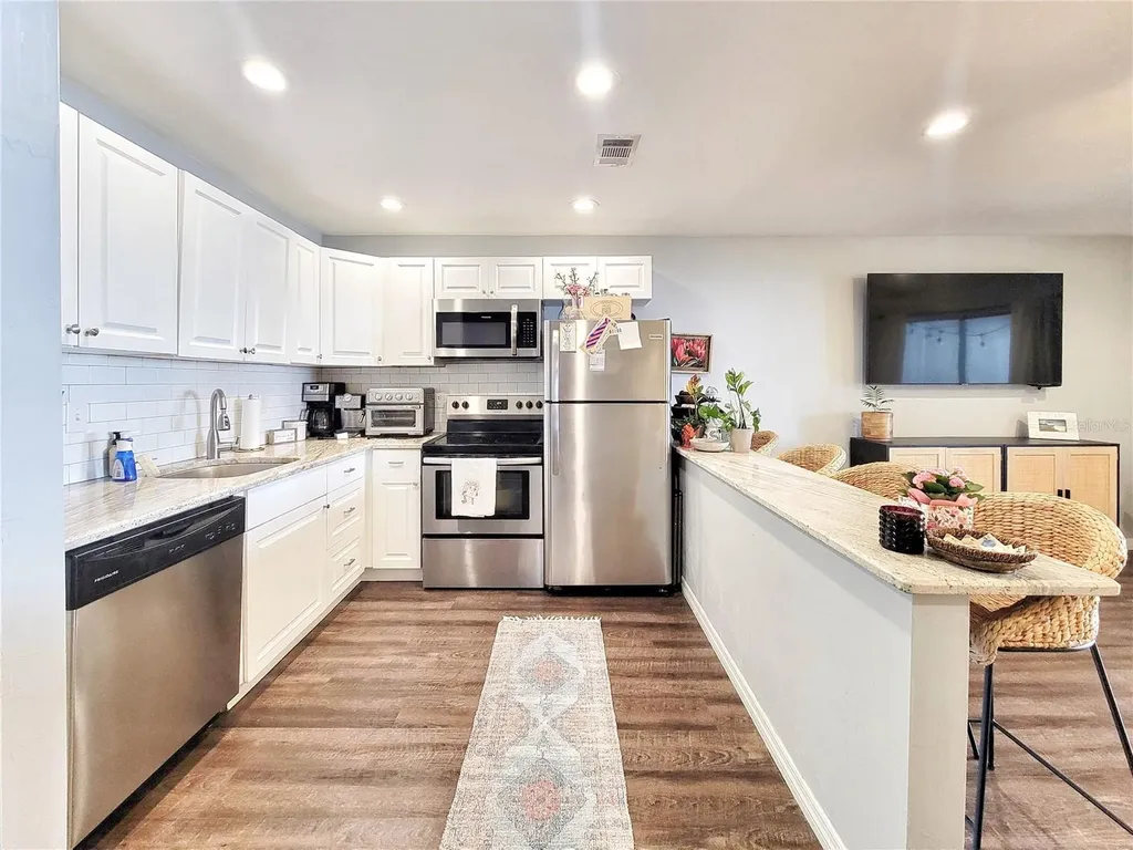 2830 SW 14th Drive Gainesville FL 32608