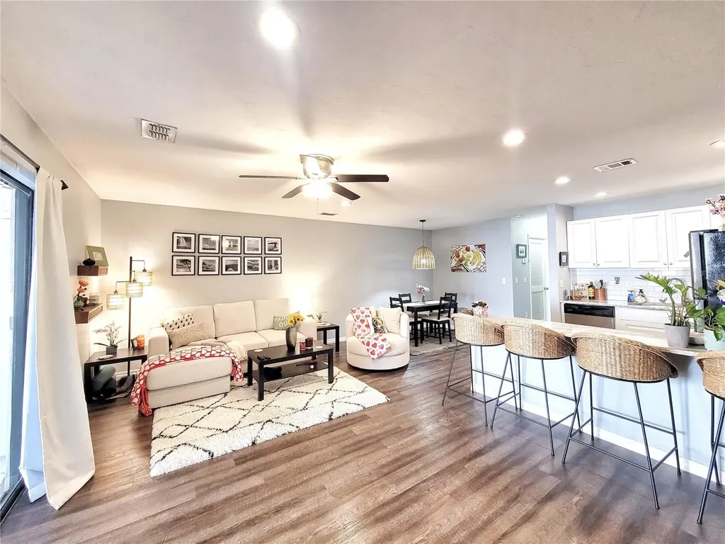 2830 SW 14th Drive Gainesville FL 32608