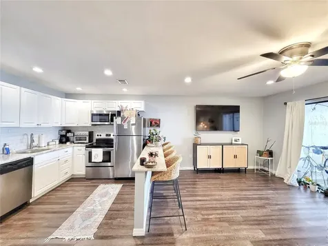 2830 SW 14th Drive Gainesville FL 32608