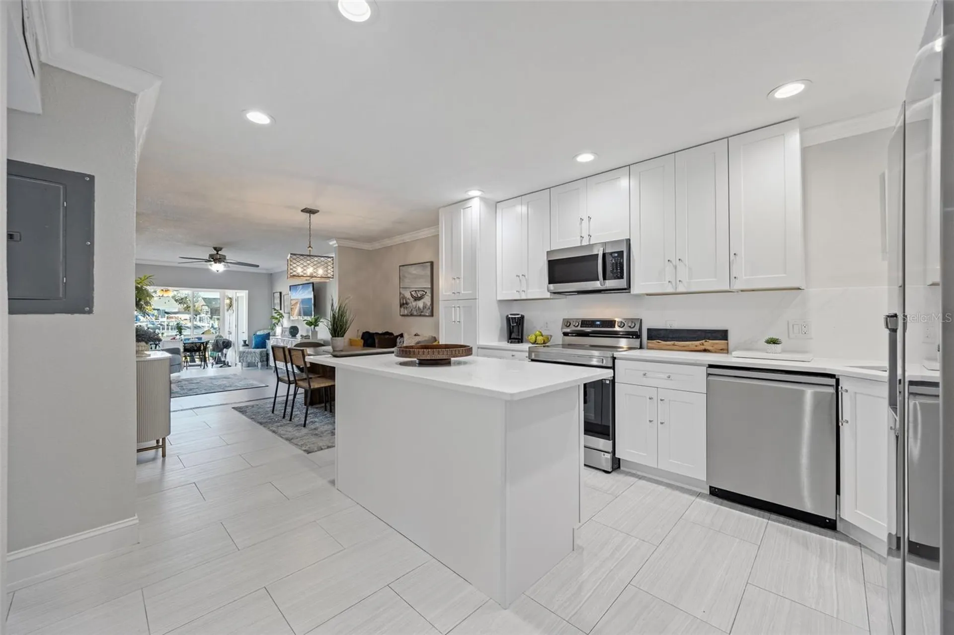 1008 Apollo Beach Boulevard Apollo Beach FL 33572