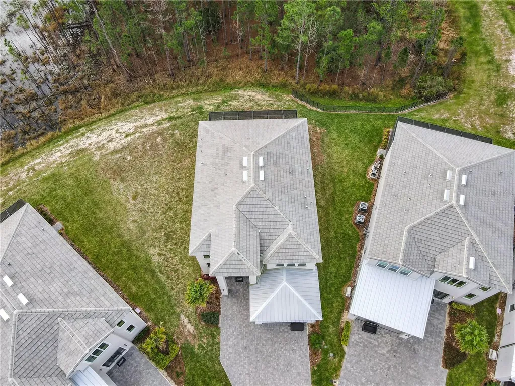 2125 Pine Oak Loop Davenport FL 33837