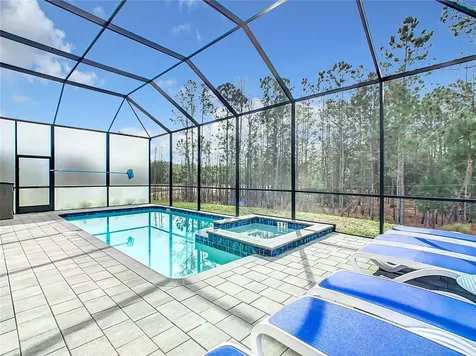 2125 Pine Oak Loop Davenport FL 33837