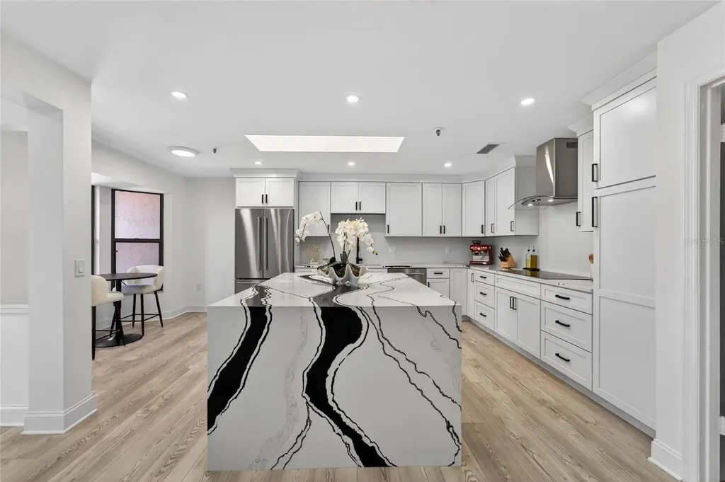 2155 Harbourside Drive Longboat Key FL 34228
