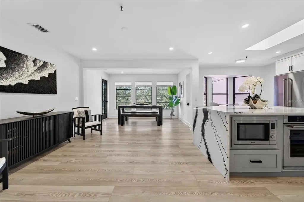 2155 Harbourside Drive Longboat Key FL 34228