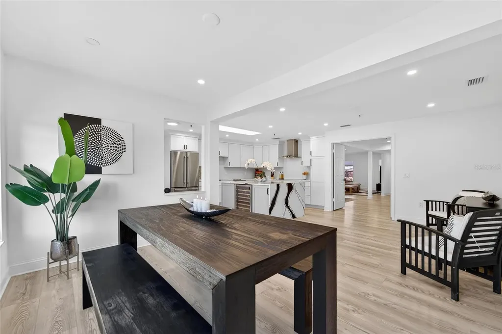 2155 Harbourside Drive Longboat Key FL 34228
