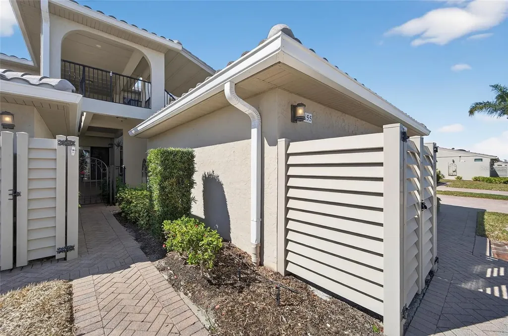 2155 Harbourside Drive Longboat Key FL 34228