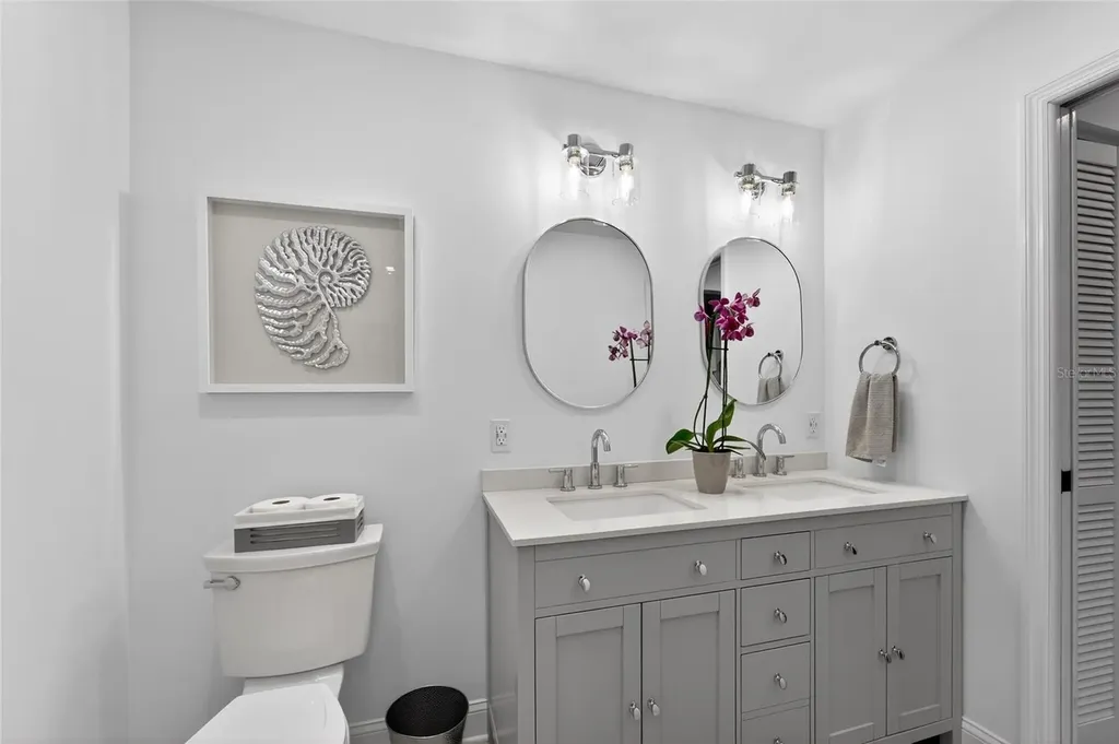 2155 Harbourside Drive Longboat Key FL 34228