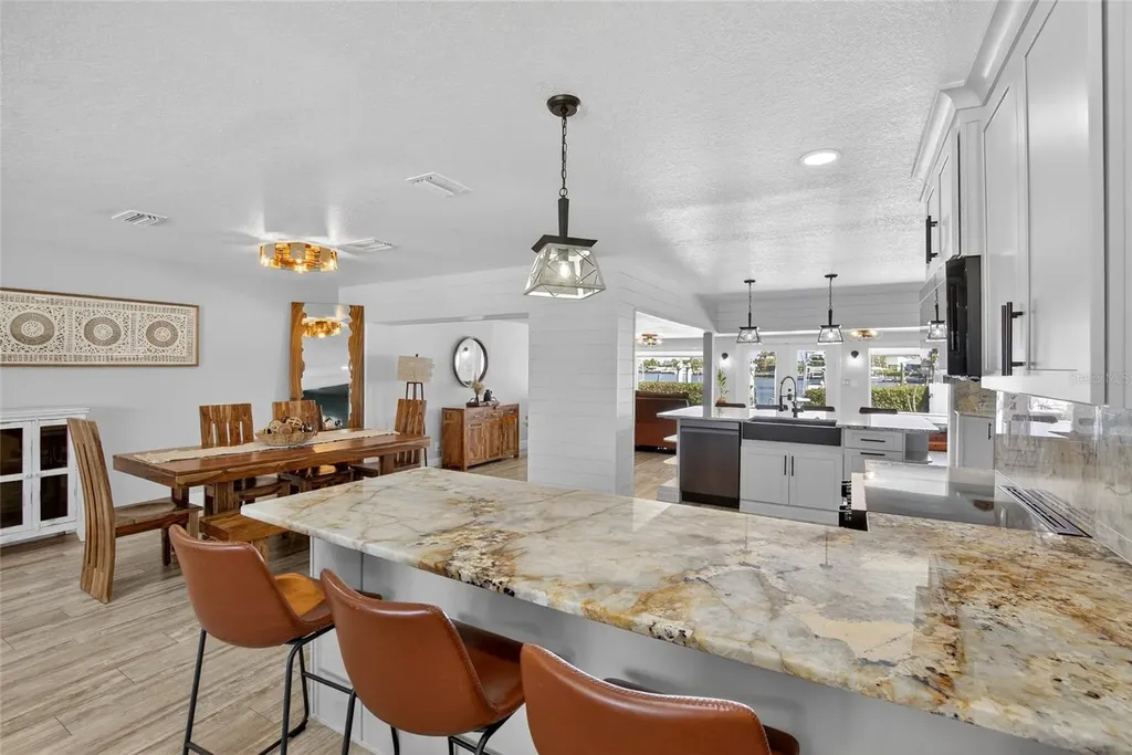 6404 Lake Sunrise Drive Apollo Beach FL 33572