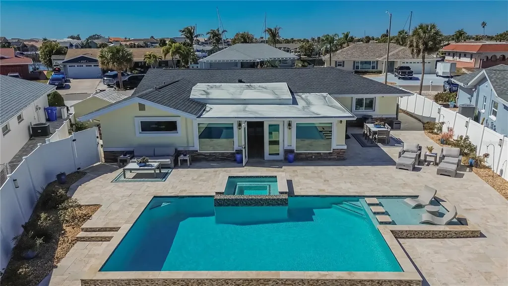 6404 Lake Sunrise Drive Apollo Beach FL 33572