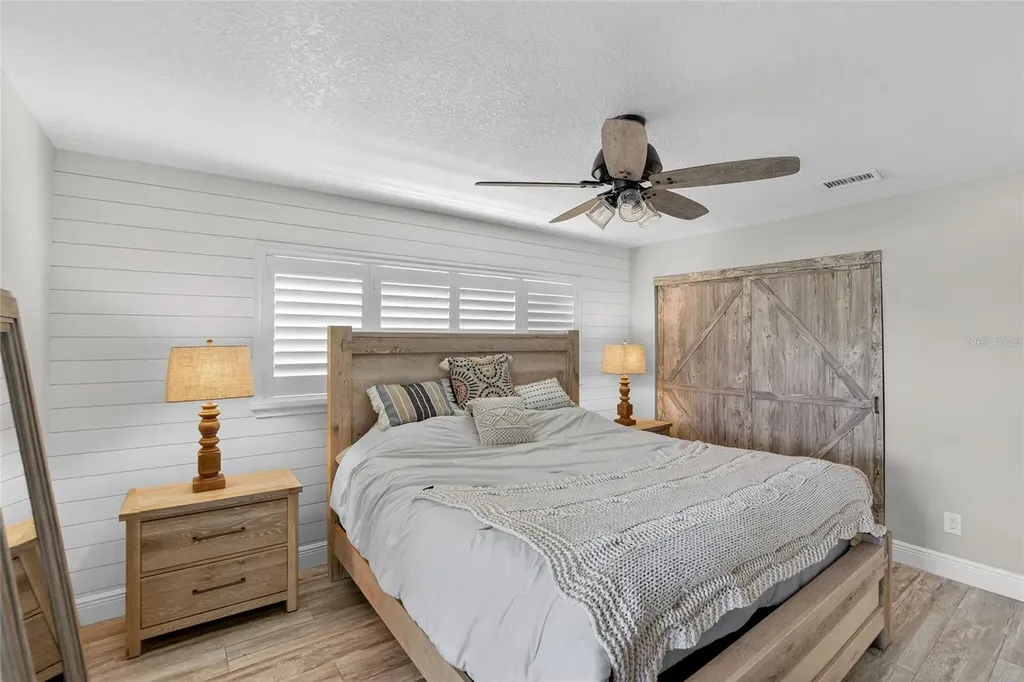 6404 Lake Sunrise Drive Apollo Beach FL 33572