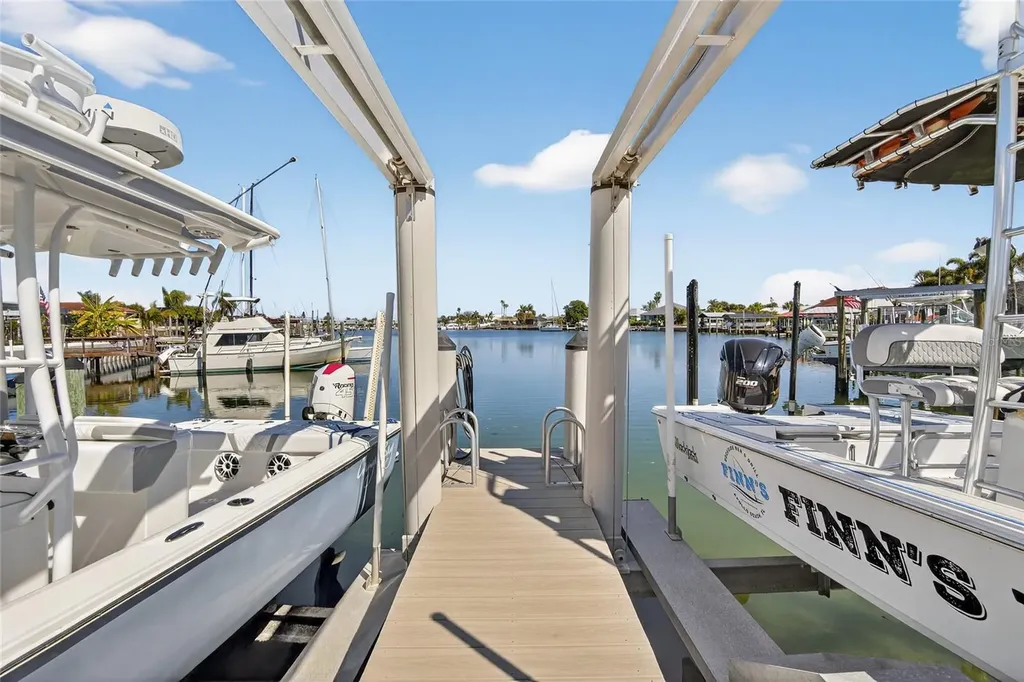 6404 Lake Sunrise Drive Apollo Beach FL 33572