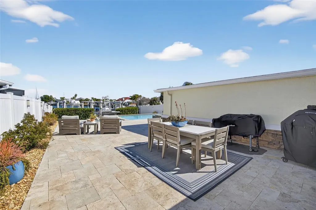 6404 Lake Sunrise Drive Apollo Beach FL 33572