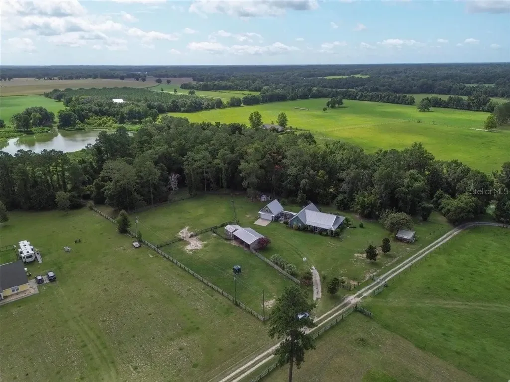 27471 NW 173rd Terrace Alachua FL 32615