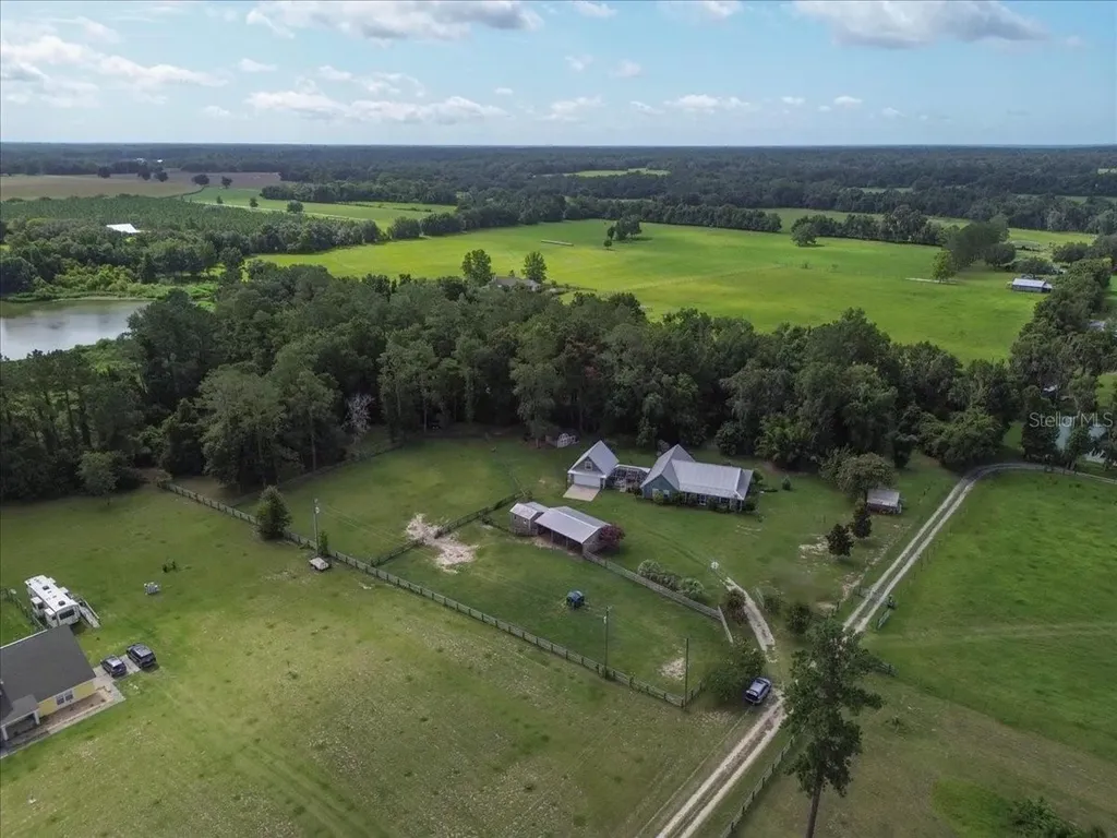 27471 NW 173rd Terrace Alachua FL 32615