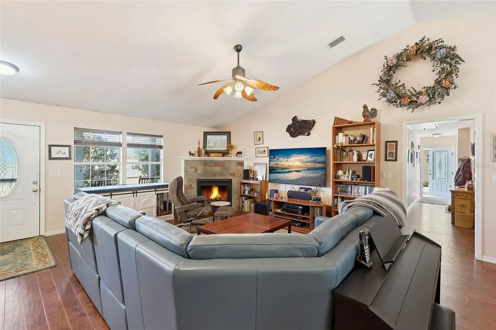 27471 NW 173rd Terrace Alachua FL 32615