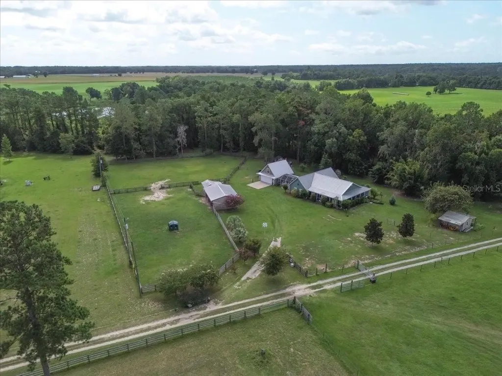 27471 NW 173rd Terrace Alachua FL 32615