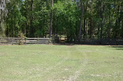 27471 NW 173rd Terrace Alachua FL 32615