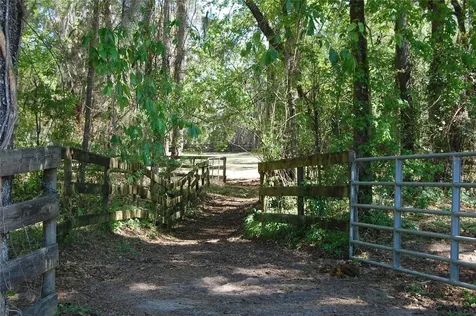 27471 NW 173rd Terrace Alachua FL 32615