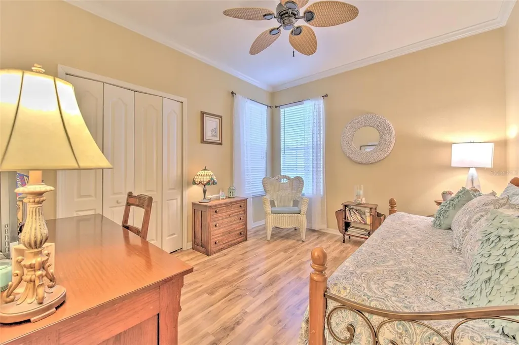 5734 Heronpark Place Lithia FL 33547