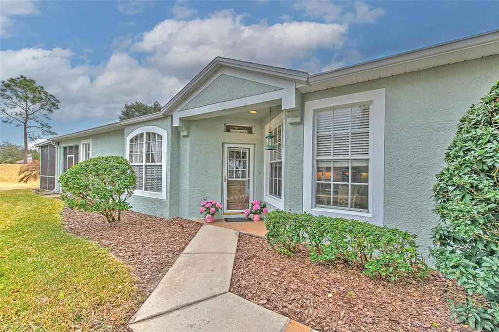 5734 Heronpark Place Lithia FL 33547