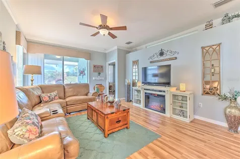 5734 Heronpark Place Lithia FL 33547
