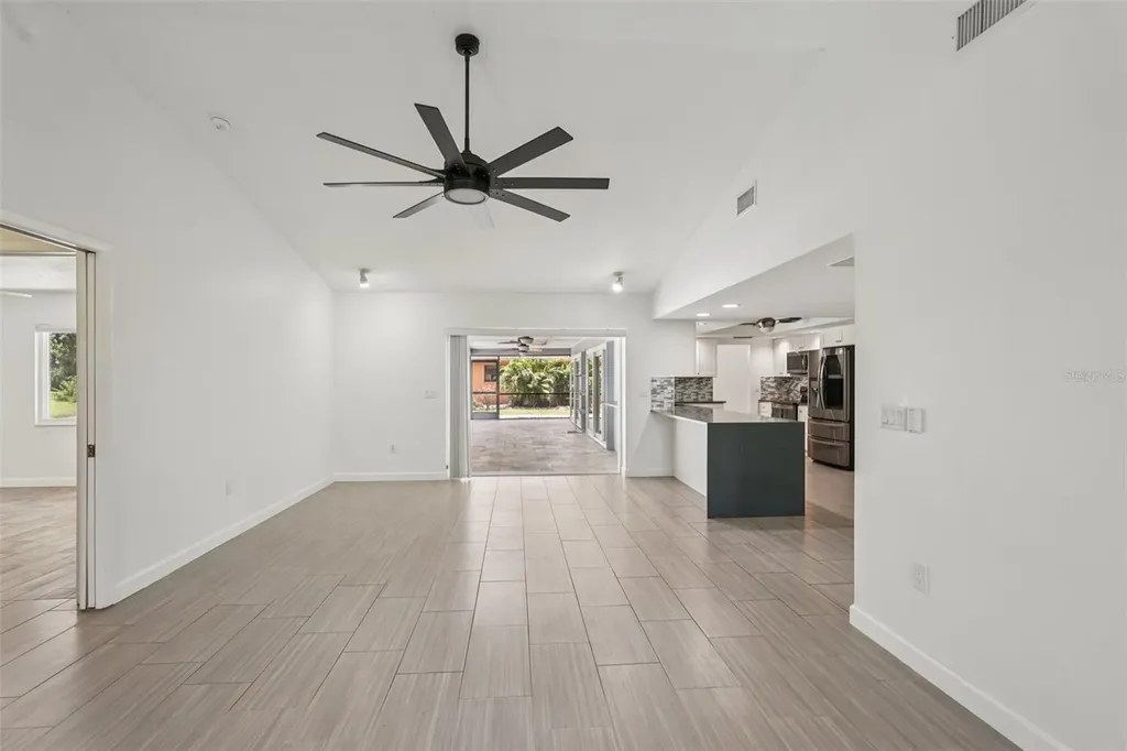 5385 Dominica Circle Sarasota FL 34233