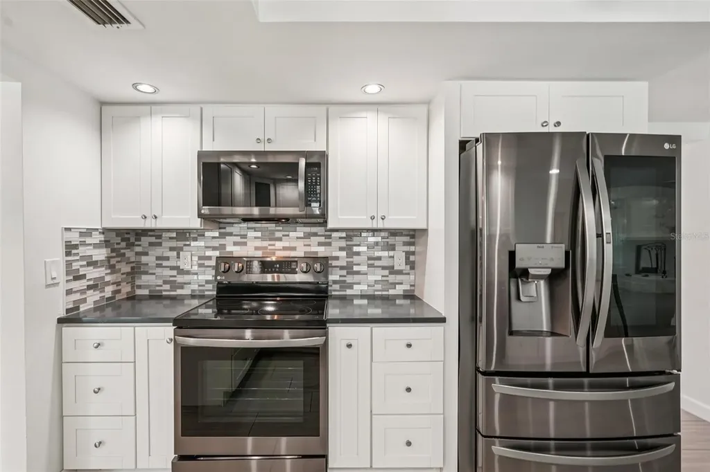 5385 Dominica Circle Sarasota FL 34233