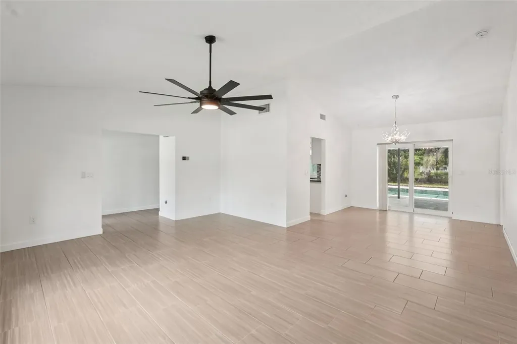 5385 Dominica Circle Sarasota FL 34233