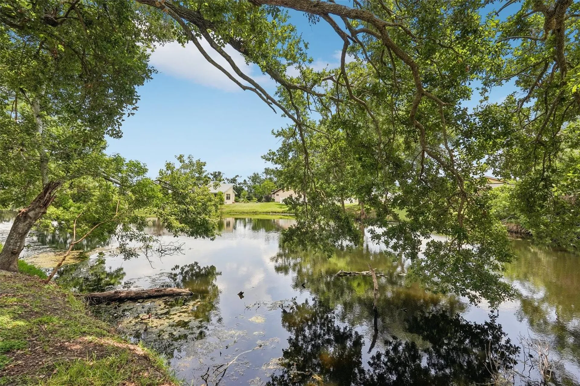 5385 Dominica Circle Sarasota FL 34233