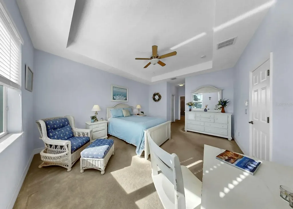 916 Spindle Palm Way Apollo Beach FL 33572