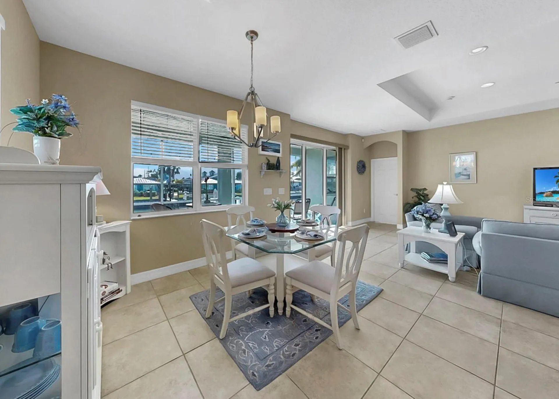 916 Spindle Palm Way Apollo Beach FL 33572