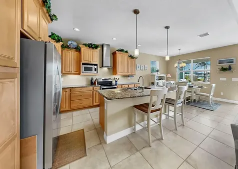 916 Spindle Palm Way Apollo Beach FL 33572