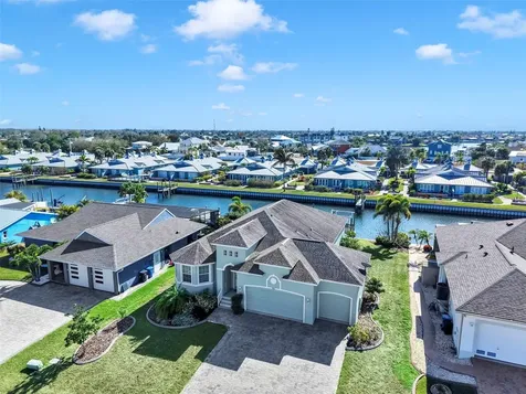 916 Spindle Palm Way Apollo Beach FL 33572