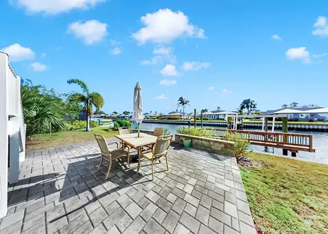 916 Spindle Palm Way Apollo Beach FL 33572