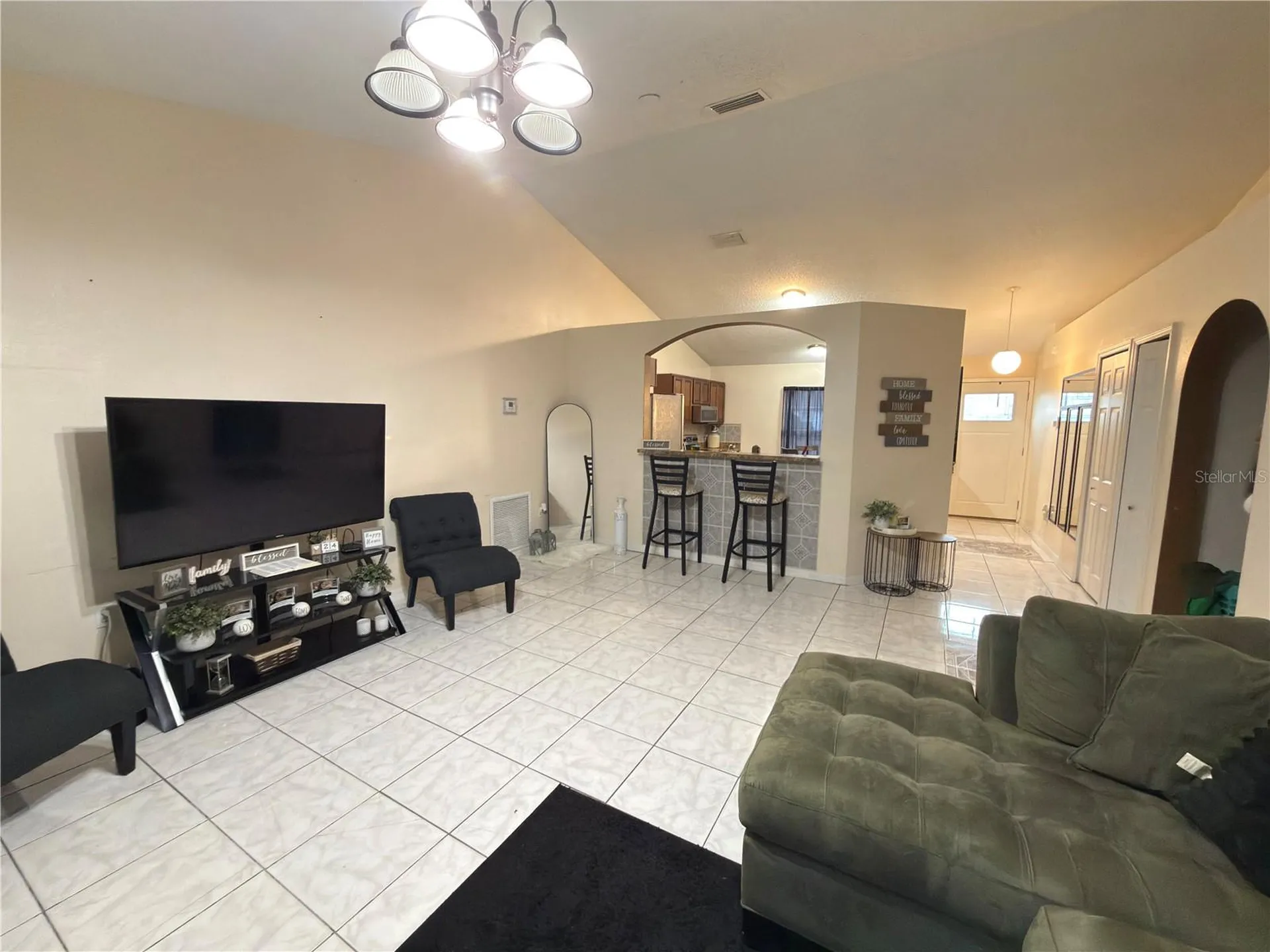 796 Del Prado Drive Kissimmee FL 34758