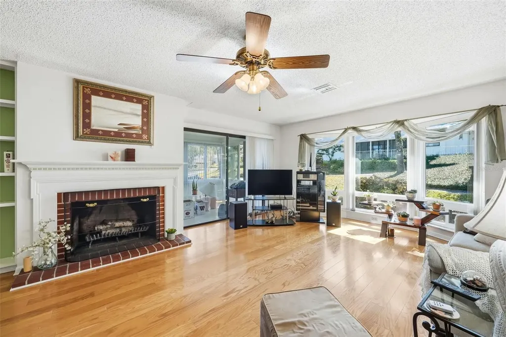 58 Townhill Drive Eustis FL 32726