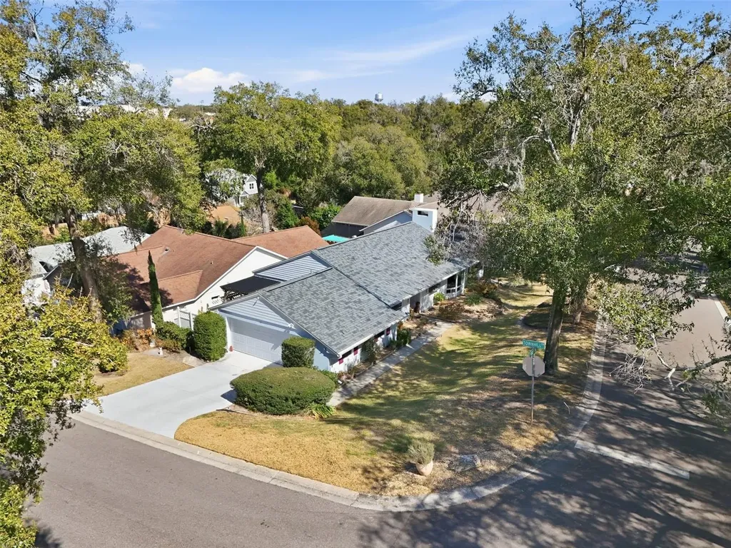 58 Townhill Drive Eustis FL 32726