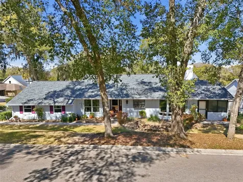 58 Townhill Drive Eustis FL 32726