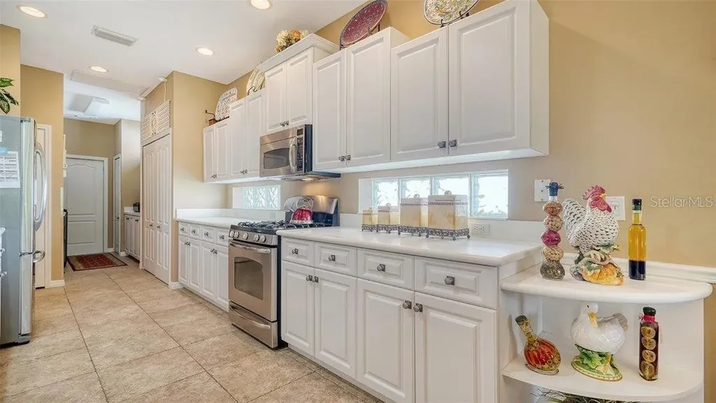 8183 Nice Way Sarasota FL 34238