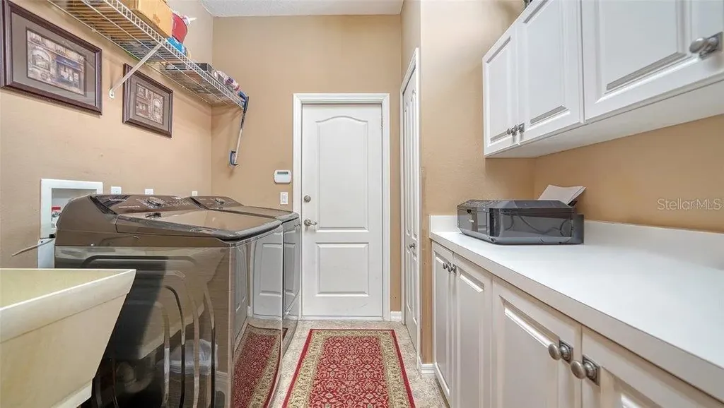 8183 Nice Way Sarasota FL 34238
