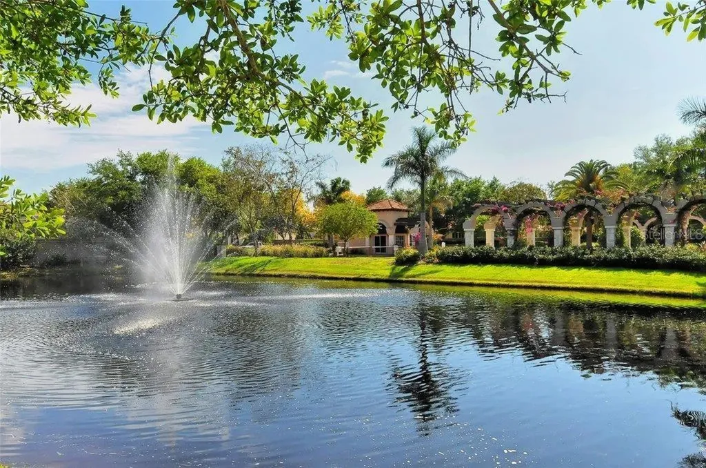 8183 Nice Way Sarasota FL 34238