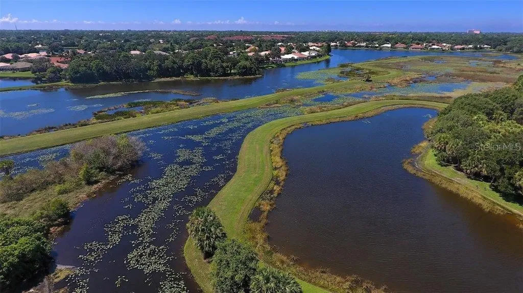 8183 Nice Way Sarasota FL 34238