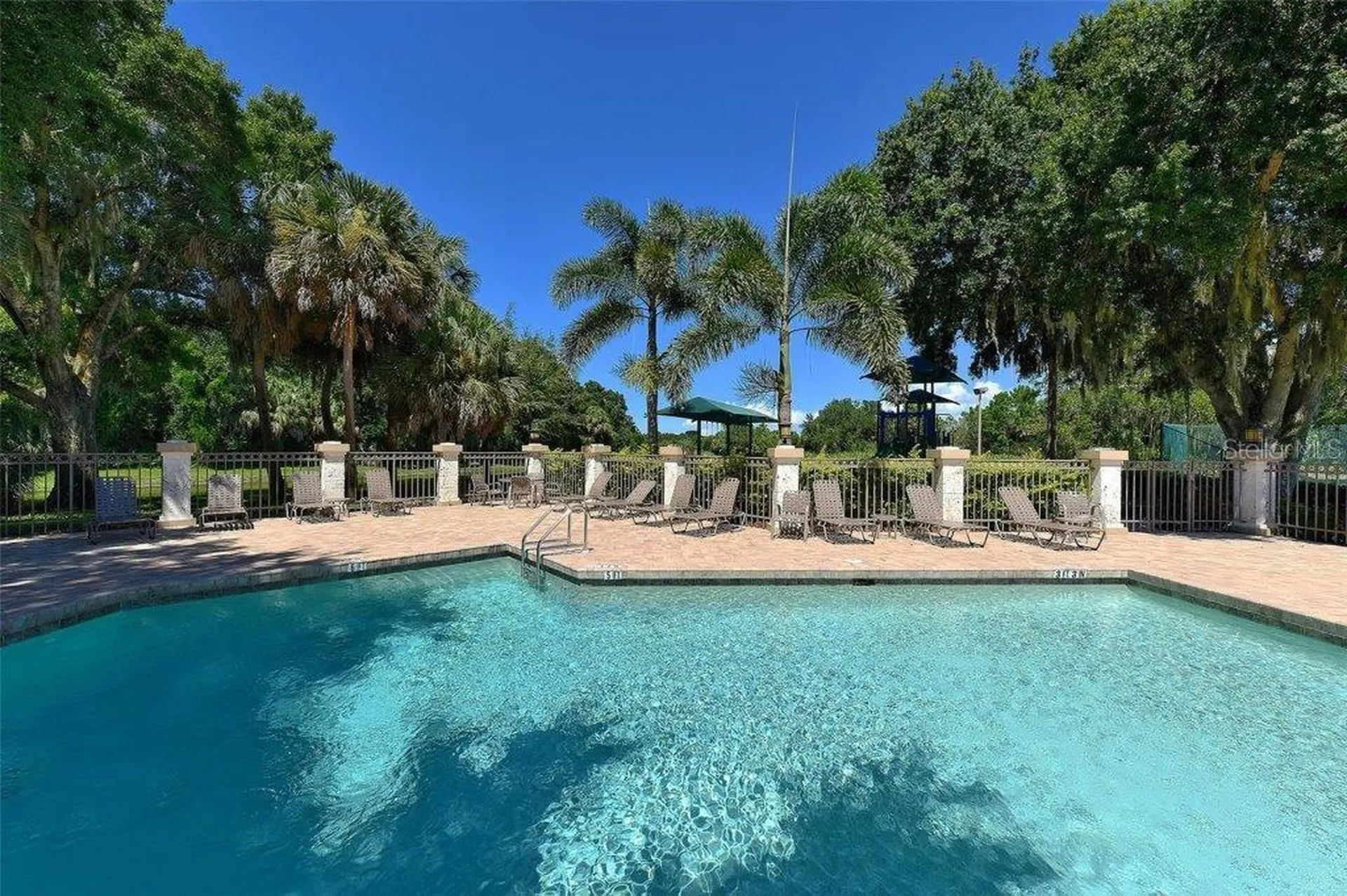 8183 Nice Way Sarasota FL 34238