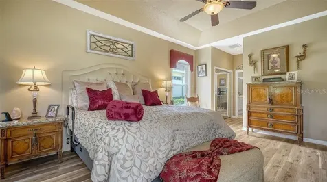 8183 Nice Way Sarasota FL 34238
