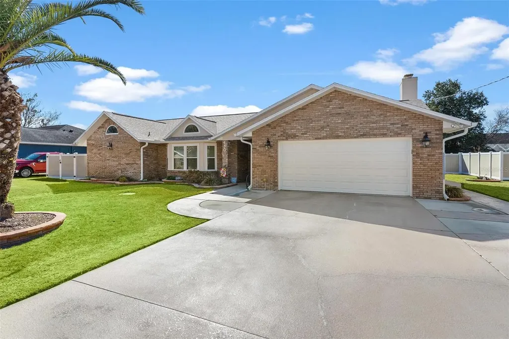 450 NE 55th Street Ocala FL 34479