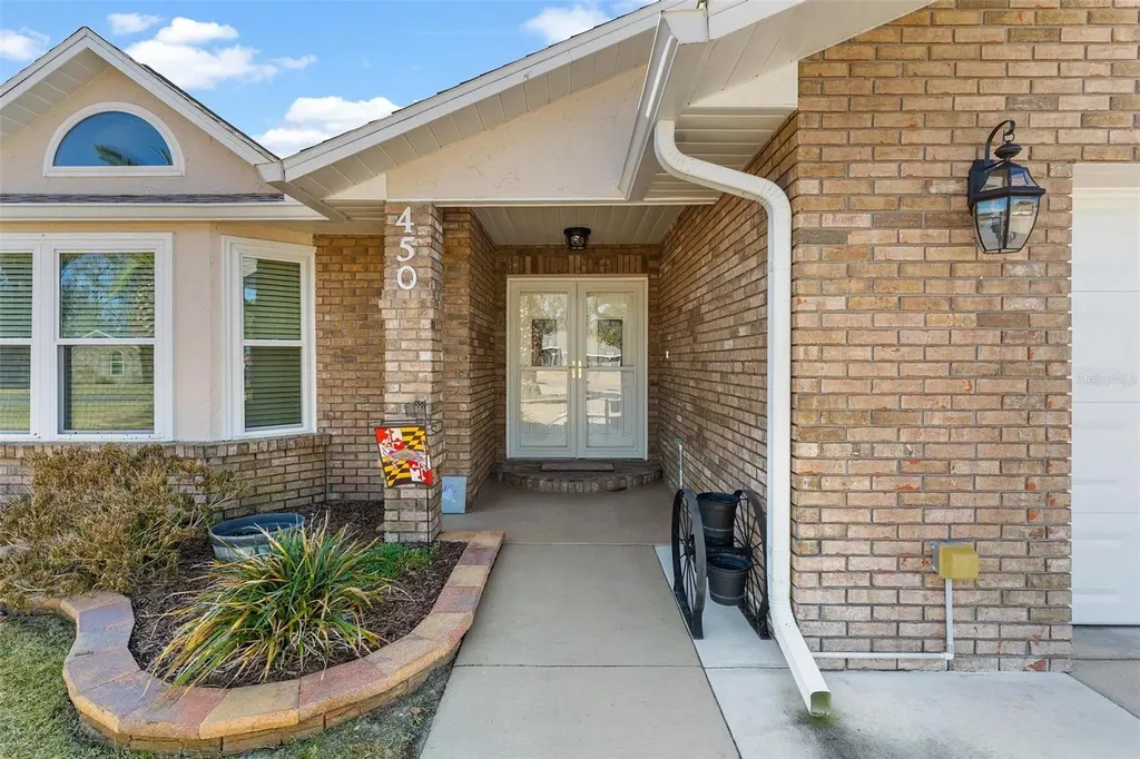 450 NE 55th Street Ocala FL 34479